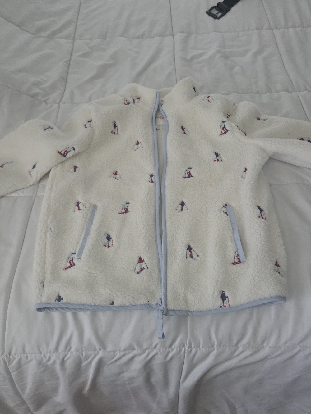 Cat & Jack Cream Sherpa Jacket with Blue Trim and Ski Print